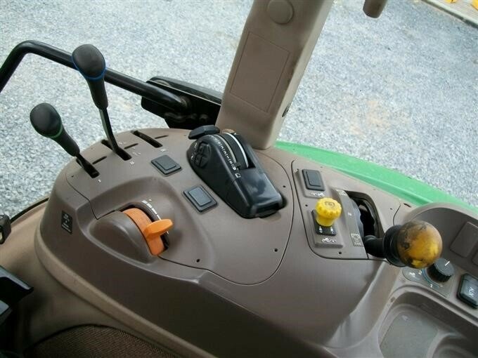 2012 JOHN DEERE 5115 M LOADER (WHEELED)