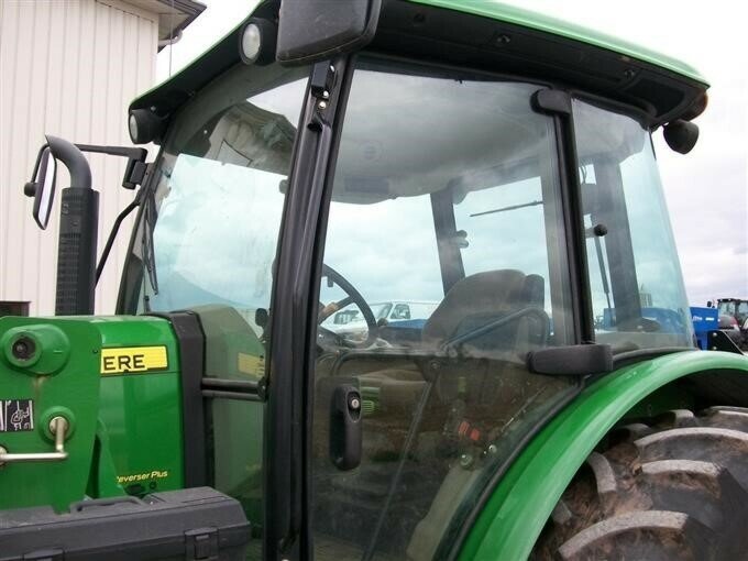 2012 JOHN DEERE 5115 M LOADER (WHEELED)