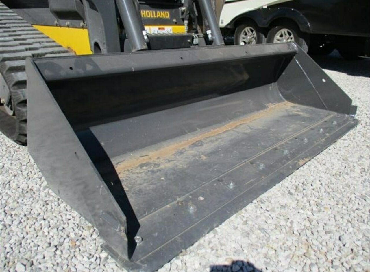 2017 NEW HOLLAND C238 LOADER (WHEELED)