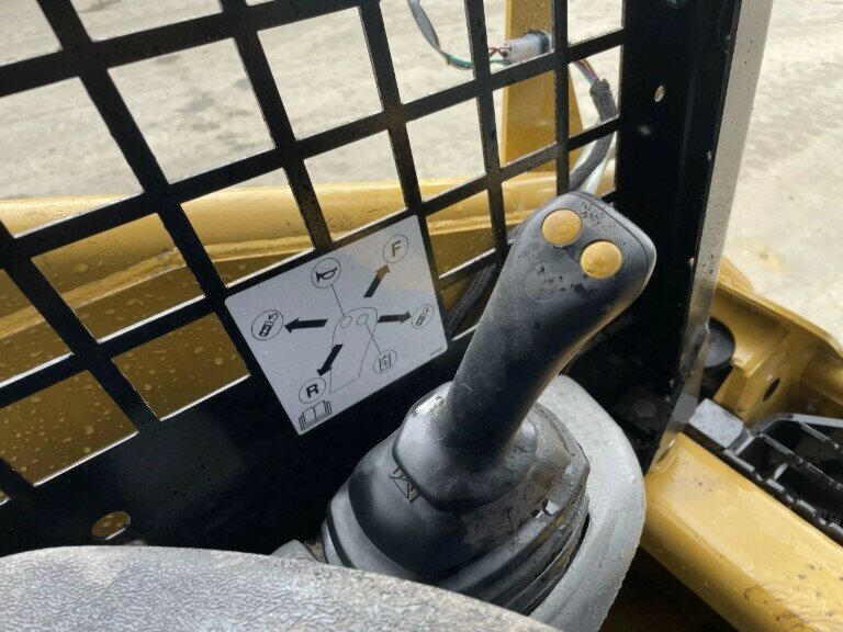 2022 CATERPILLAR 216 B3 LOADER (SKID STEER)