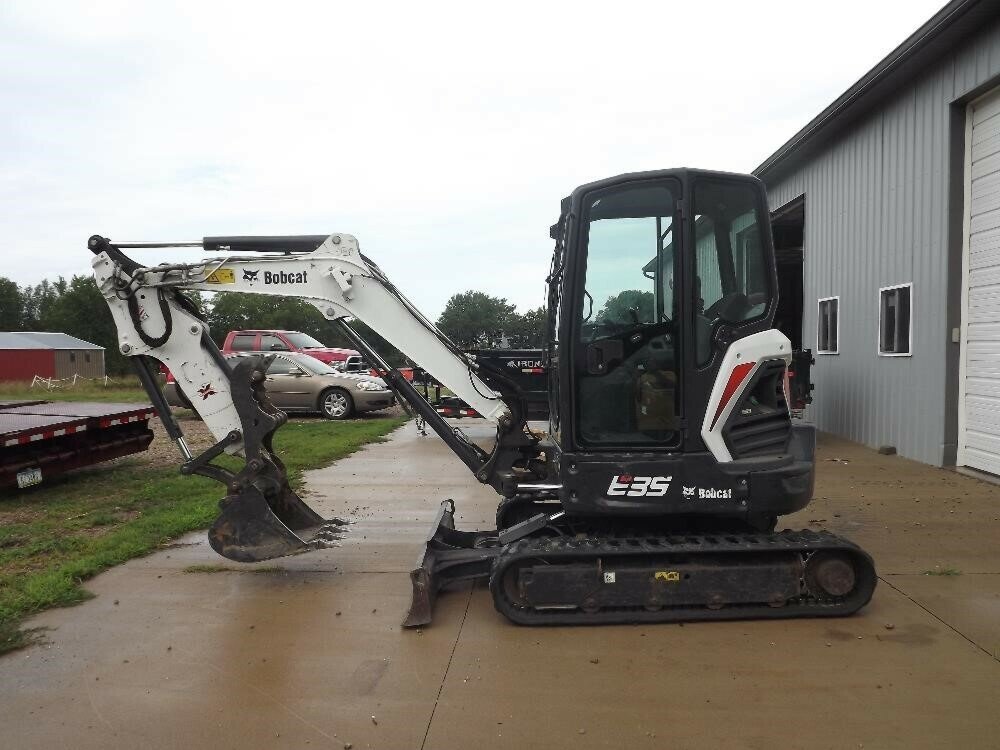 2018 BOBCAT E35I MINI EXCAVATOR EXCAVATOR