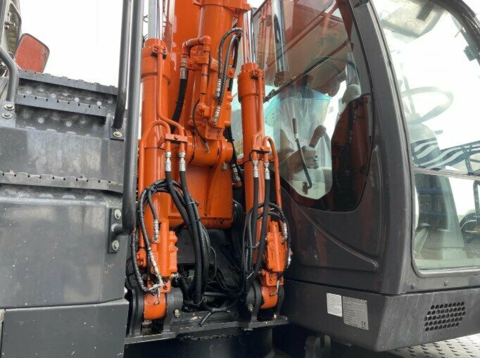 2014 HITACHI ZX140W-5B EXCAVATOR