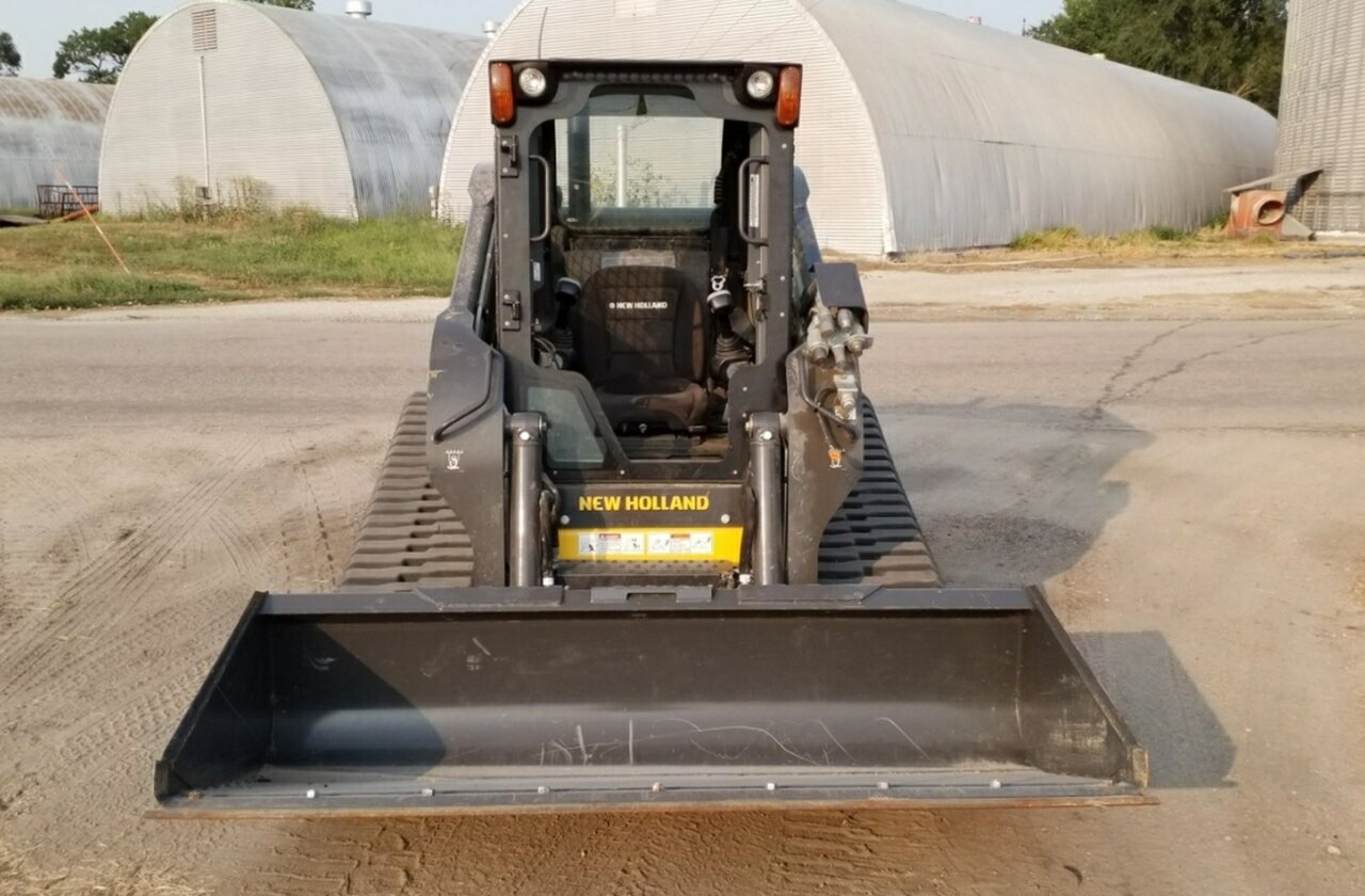 2015 NEW HOLLAND C238 LOADER (WHEELED)