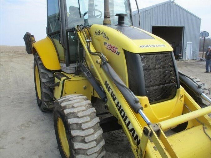 2008 NEW HOLLAND B95B LOADER (WHEELED)