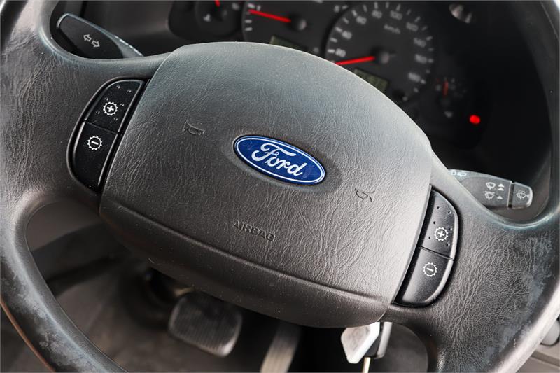 2005 FORD TRANSIT VJ SEQ. MANUAL AUTO-SINGLE CLUTCH BUS