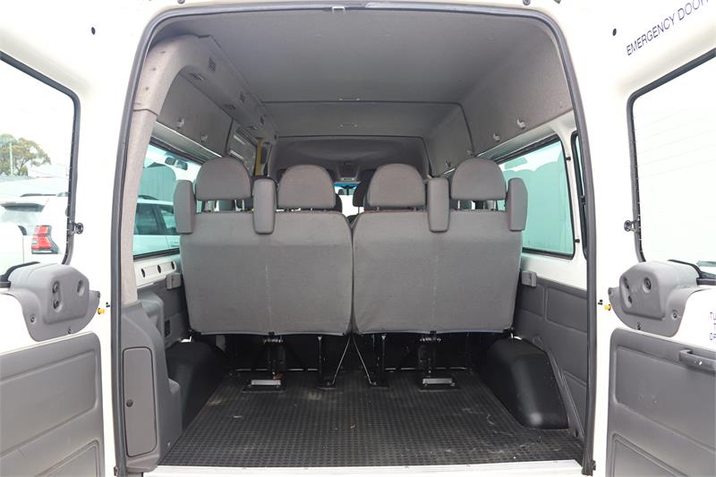 2005 FORD TRANSIT VJ SEQ. MANUAL AUTO-SINGLE CLUTCH BUS