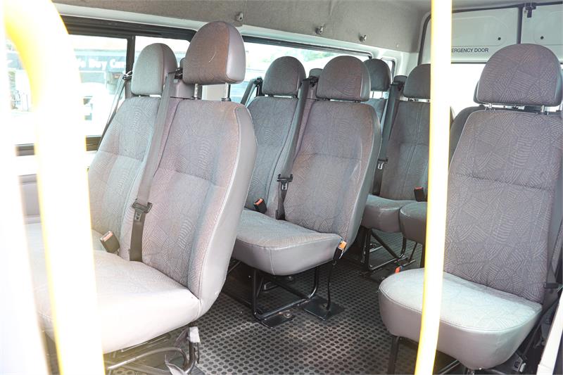 2005 FORD TRANSIT VJ SEQ. MANUAL AUTO-SINGLE CLUTCH BUS