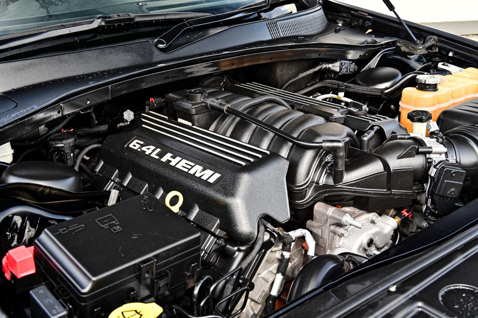 2013 CHRYSLER 300 LX SRT-8 SPORTS AUTOMATIC SEDAN