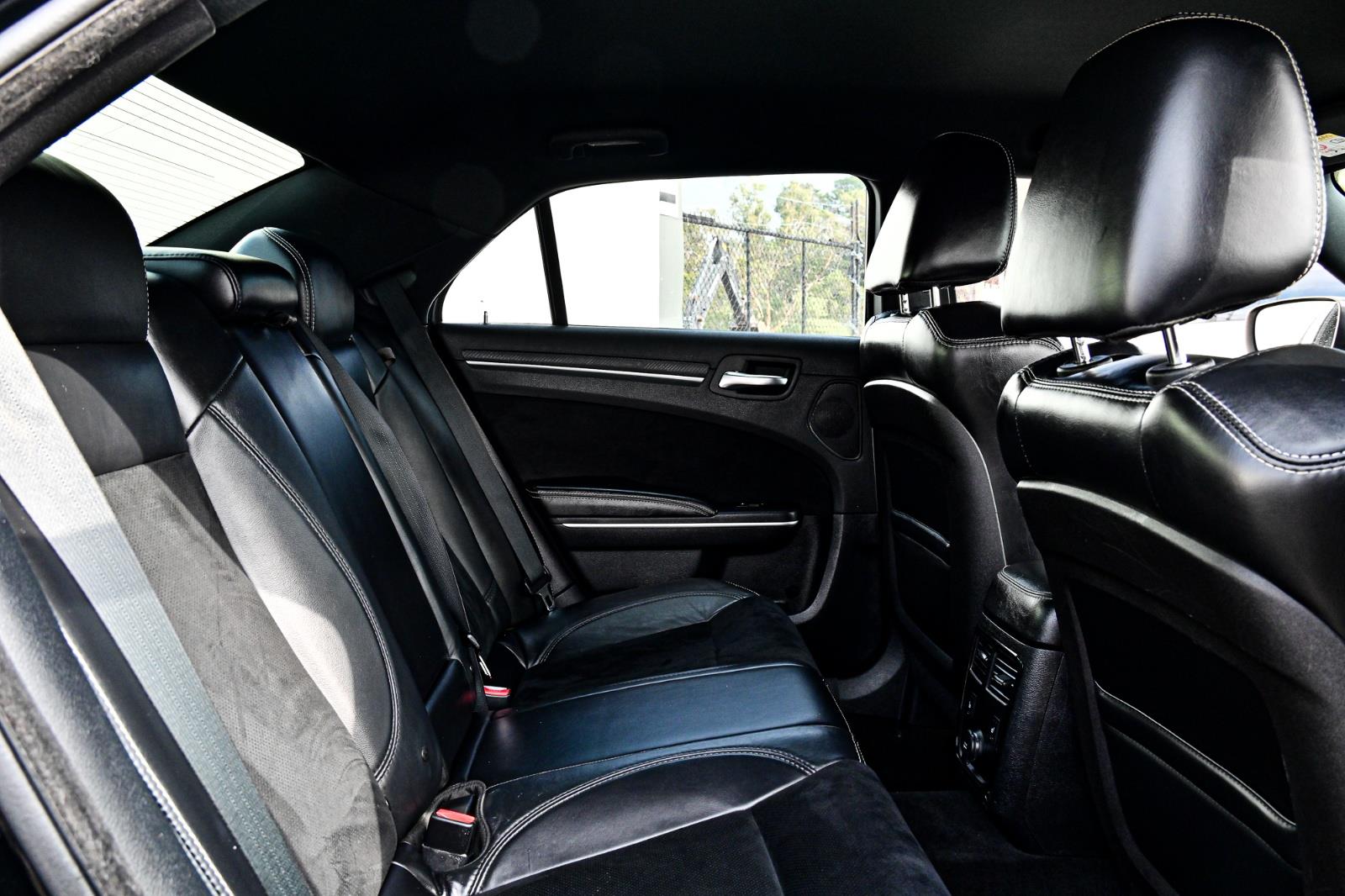 2013 CHRYSLER 300 LX SRT-8 SPORTS AUTOMATIC SEDAN