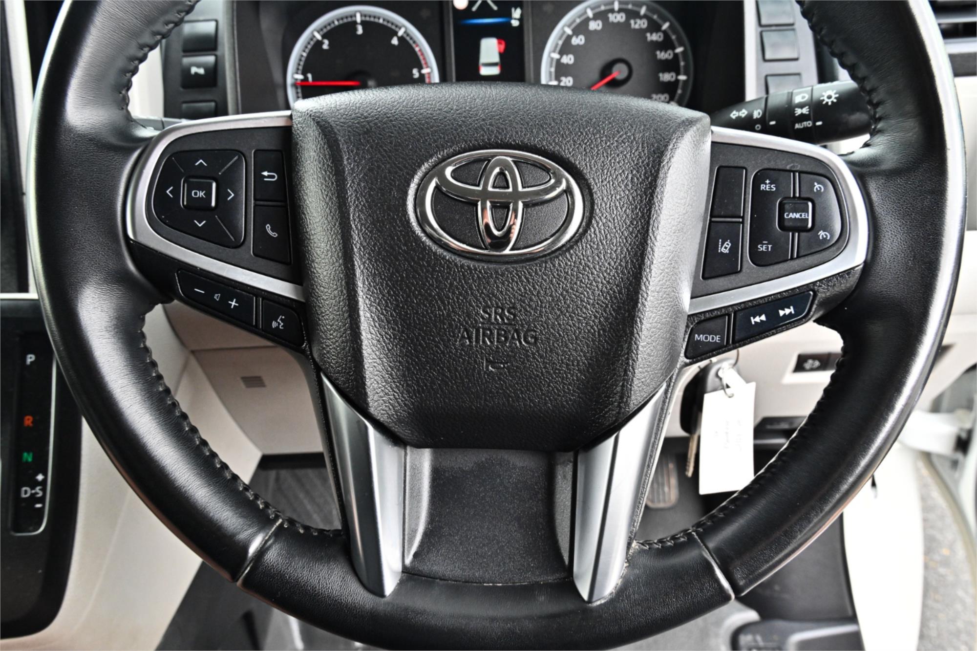 2023 TOYOTA HIACE GDH300R SPORTS AUTOMATIC VAN