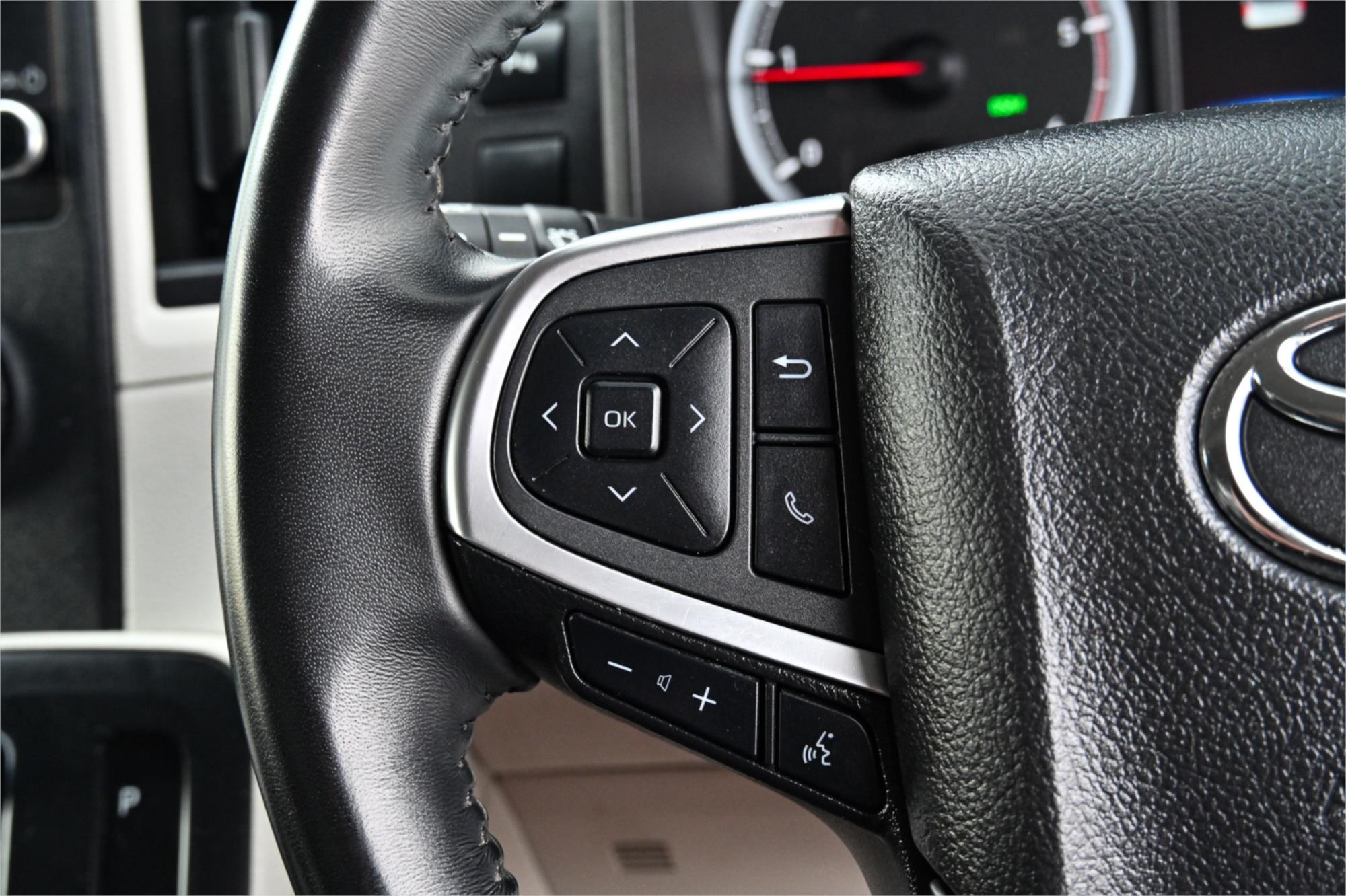 2023 TOYOTA HIACE GDH300R SPORTS AUTOMATIC VAN