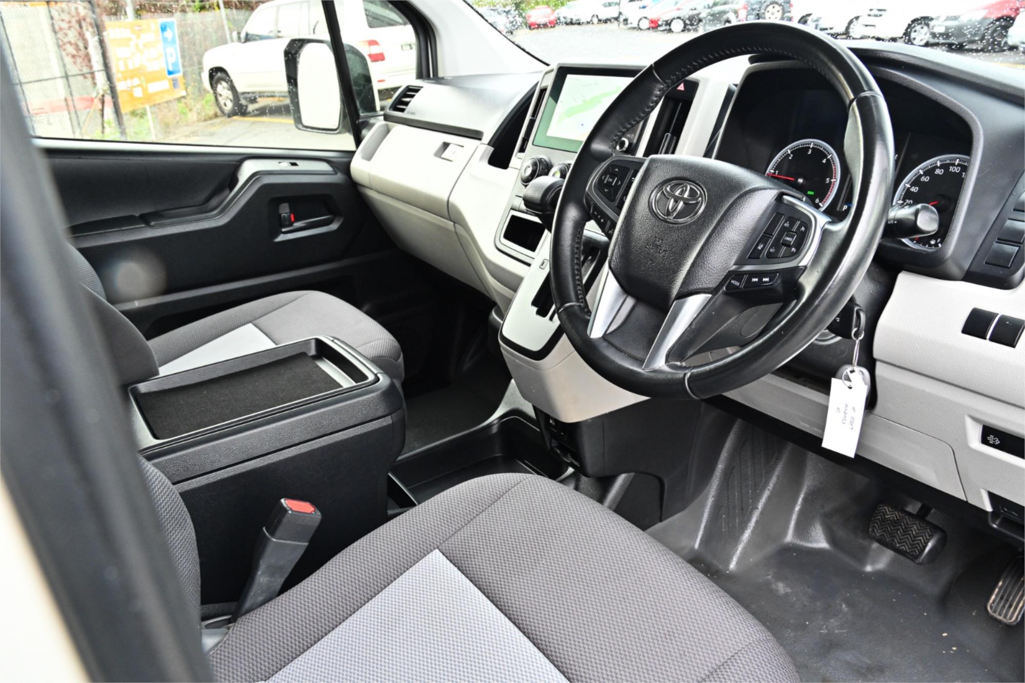 2023 TOYOTA HIACE GDH300R SPORTS AUTOMATIC VAN
