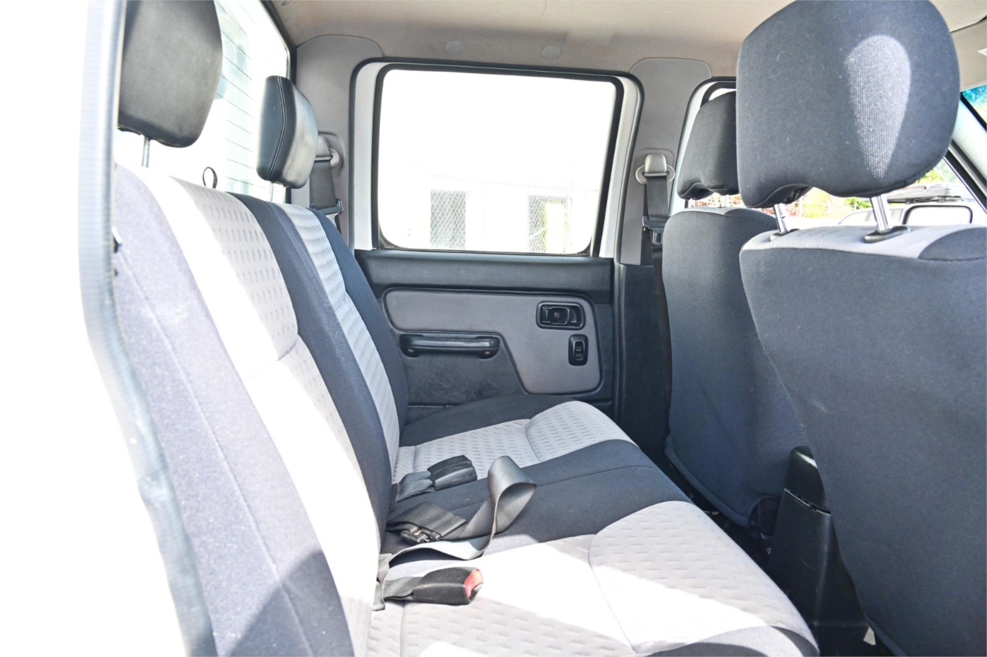 2009 NISSAN NAVARA D22 MY08 ST-R (4x4) 5 SP MANUAL DUAL CAB P/UP