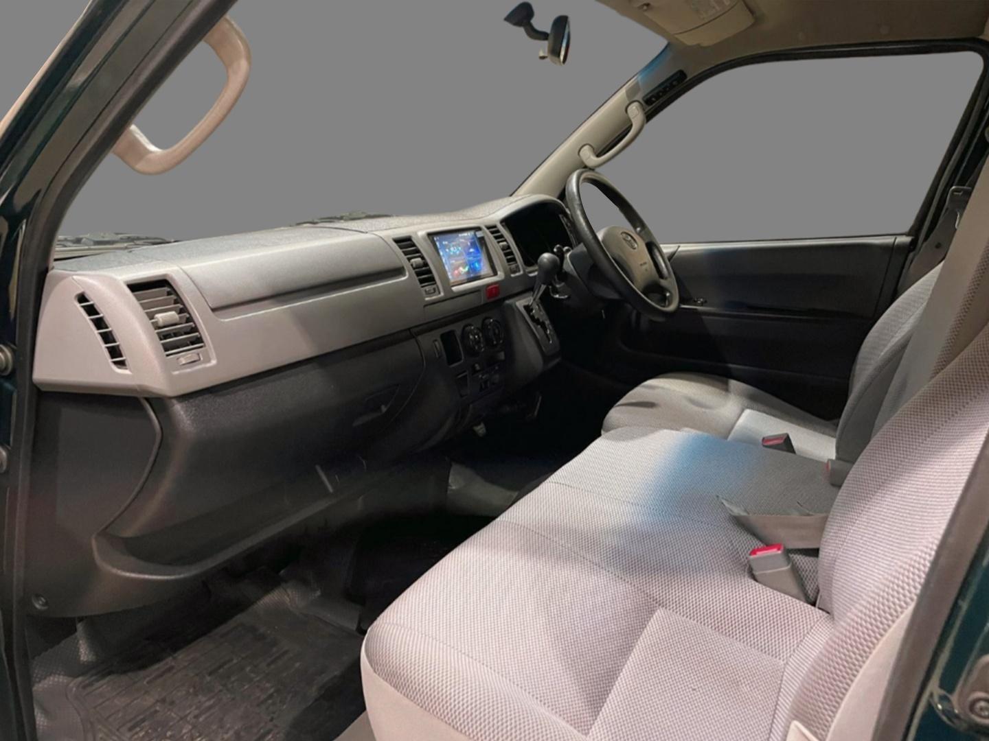 2006 TOYOTA HIACE LWB AUTO CAMPERVAN