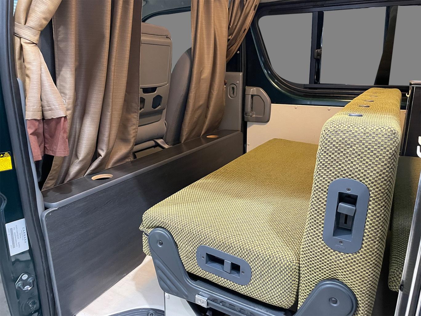 2006 TOYOTA HIACE LWB AUTO CAMPERVAN