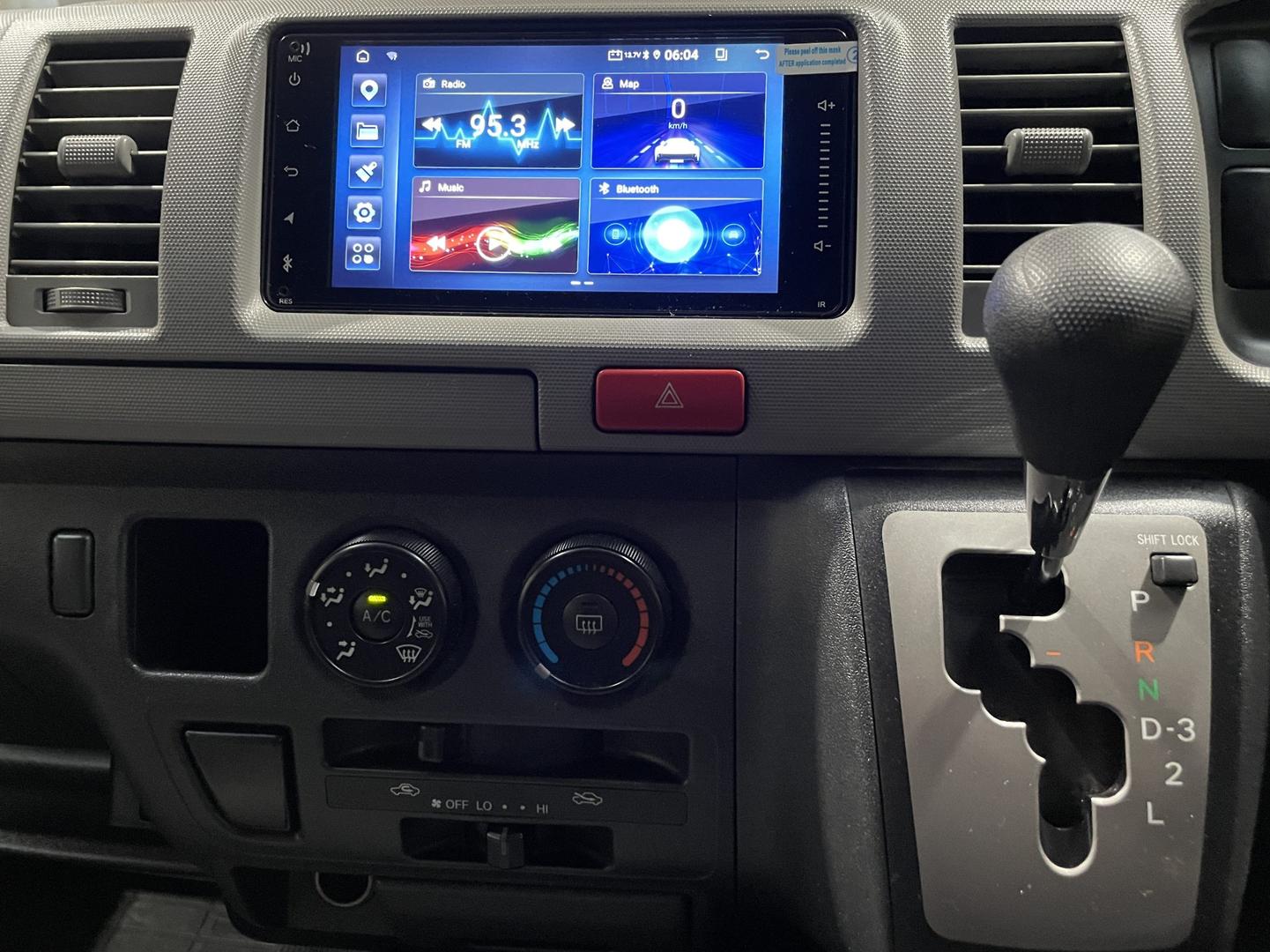 2006 TOYOTA HIACE LWB AUTO CAMPERVAN