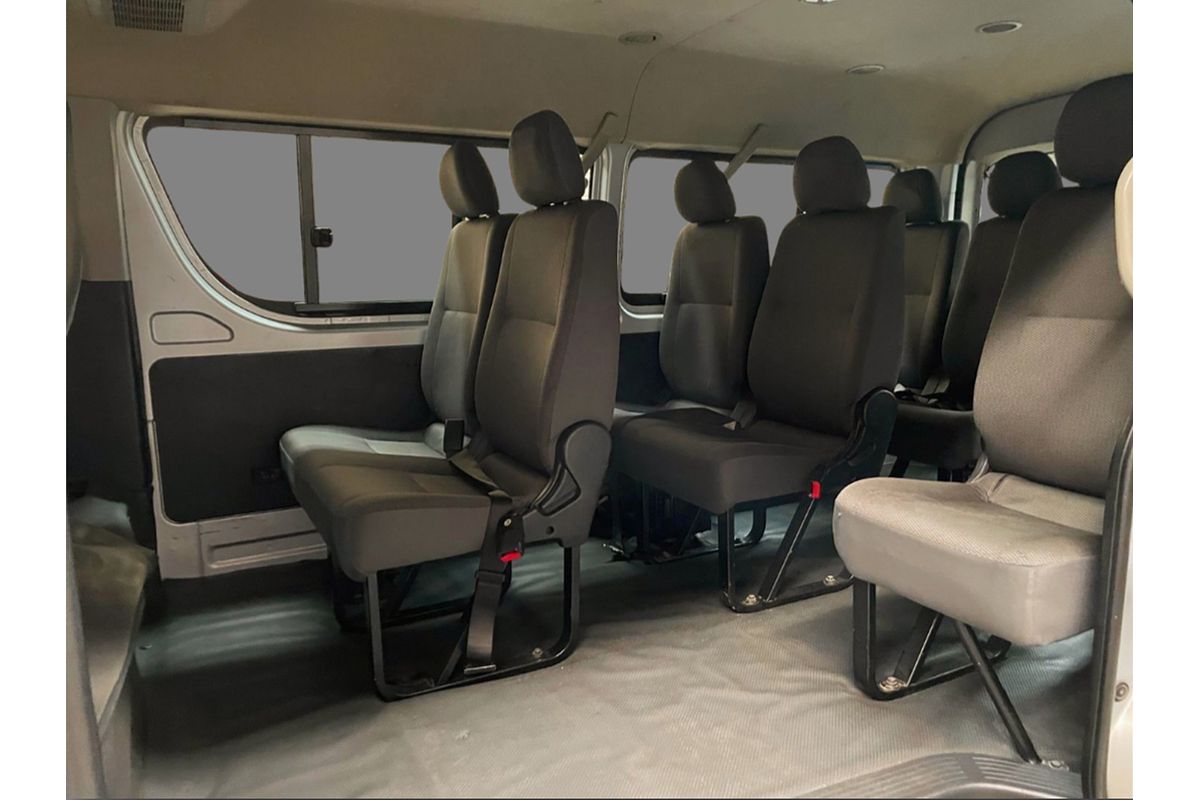 2011 TOYOTA HIACE GL AUTO 4WD VAN