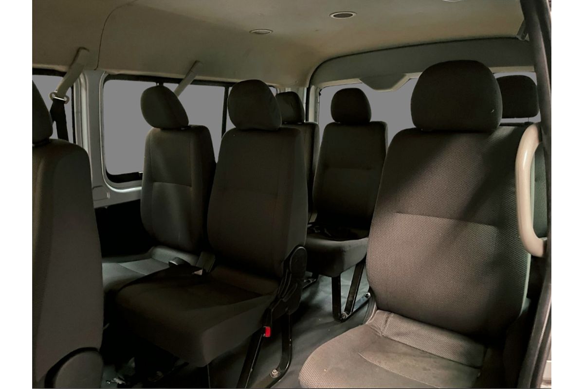 2011 TOYOTA HIACE GL AUTO 4WD VAN