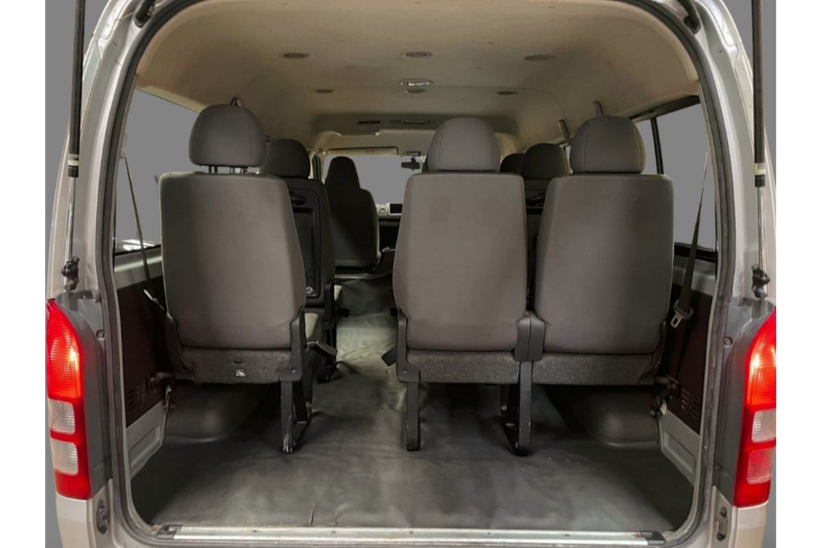 2011 TOYOTA HIACE GL AUTO 4WD VAN
