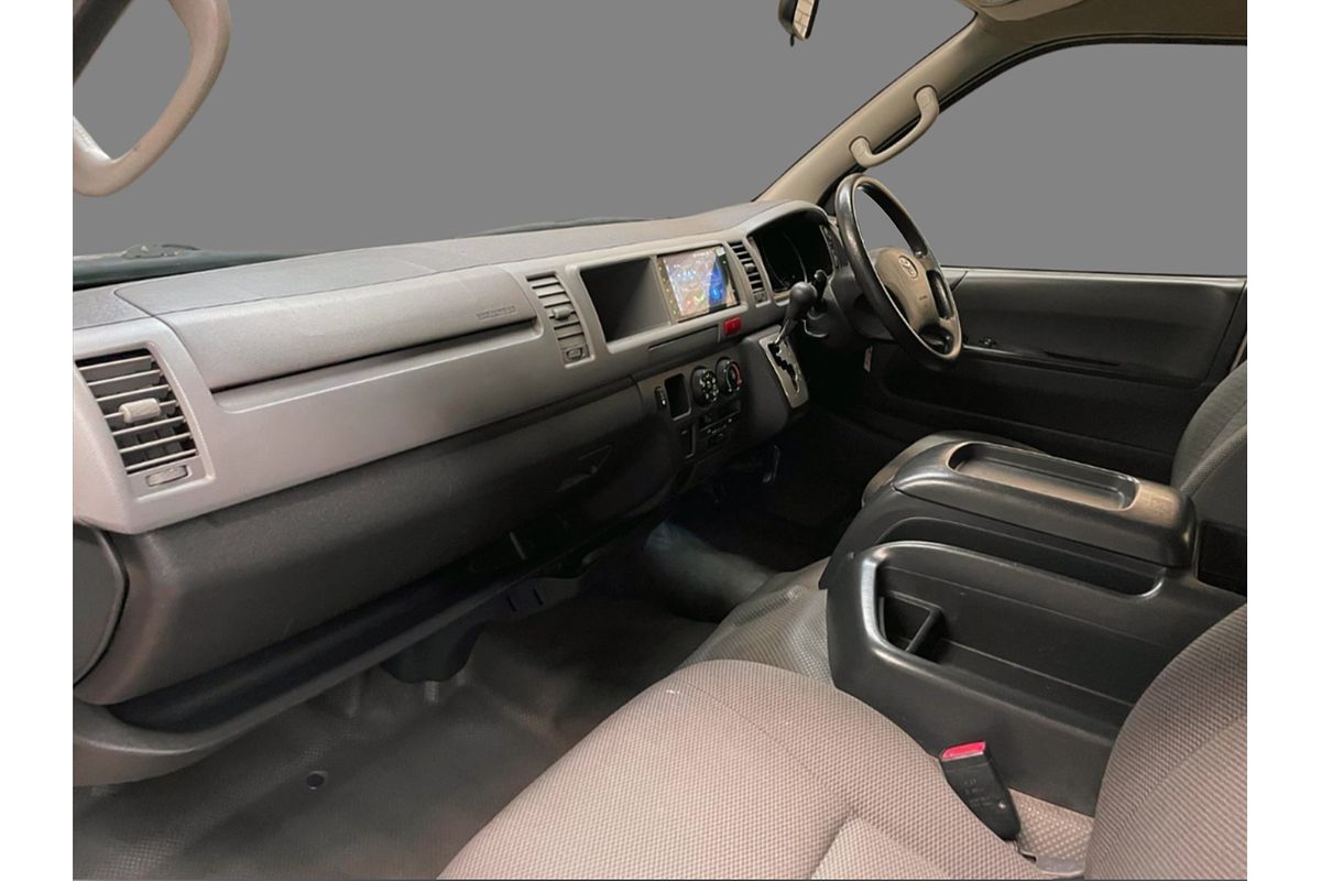 2011 TOYOTA HIACE GL AUTO 4WD VAN