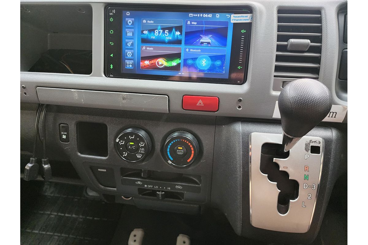 2013 TOYOTA HIACE DX LWB AUTO VAN