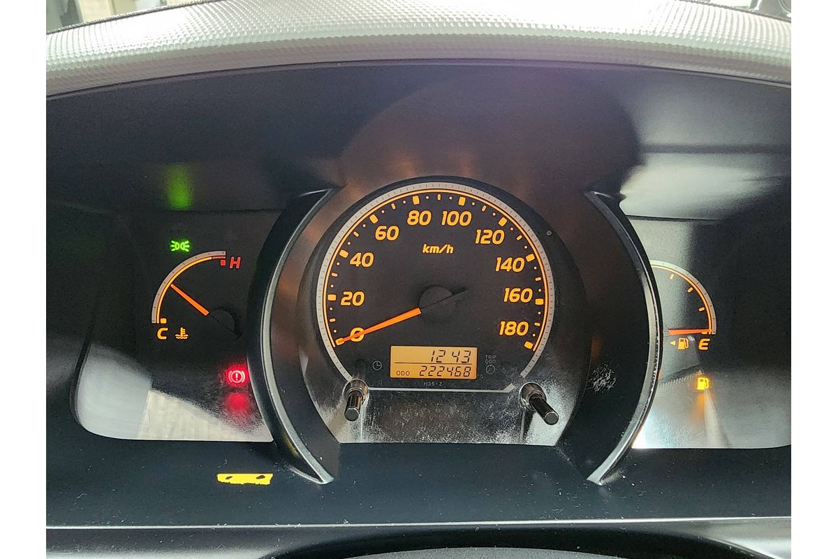 2013 TOYOTA HIACE DX LWB AUTO VAN