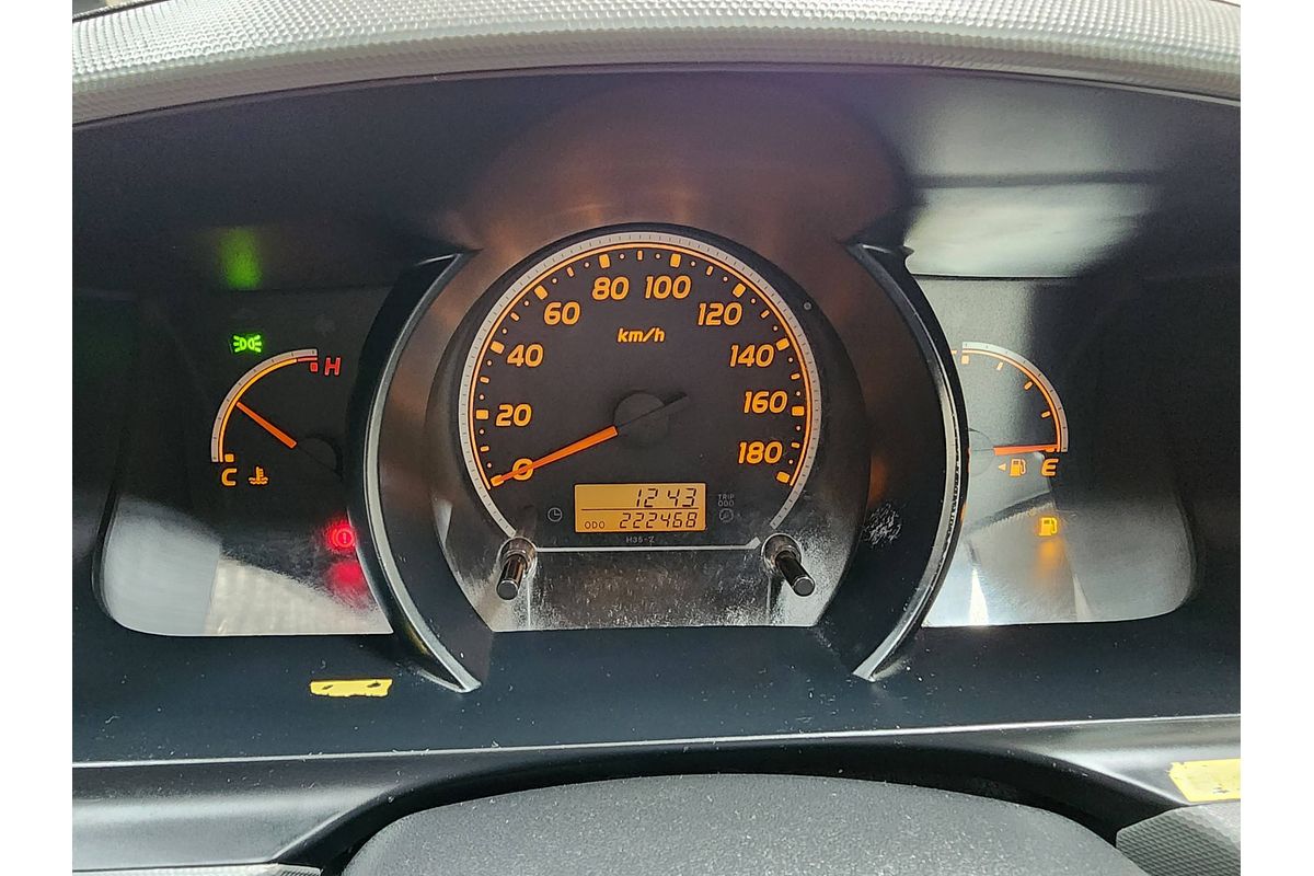 2013 TOYOTA HIACE DX LWB AUTO VAN