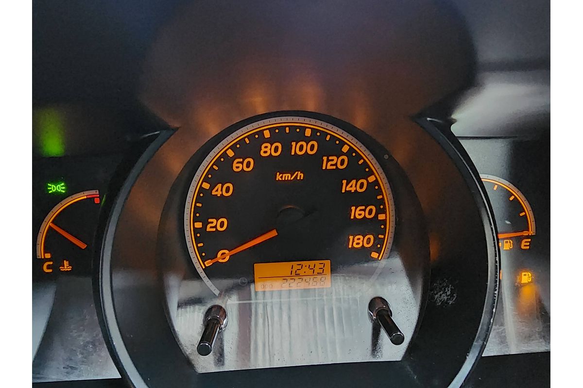 2013 TOYOTA HIACE DX LWB AUTO VAN