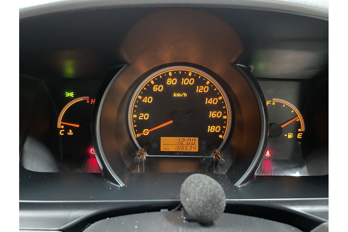 2013 TOYOTA HIACE DX LWB AUTO VAN