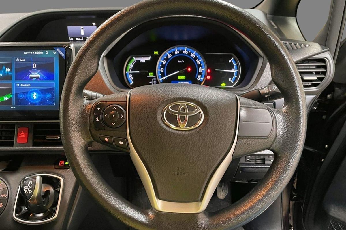 2014 TOYOTA NOAH G AUTO WAGON