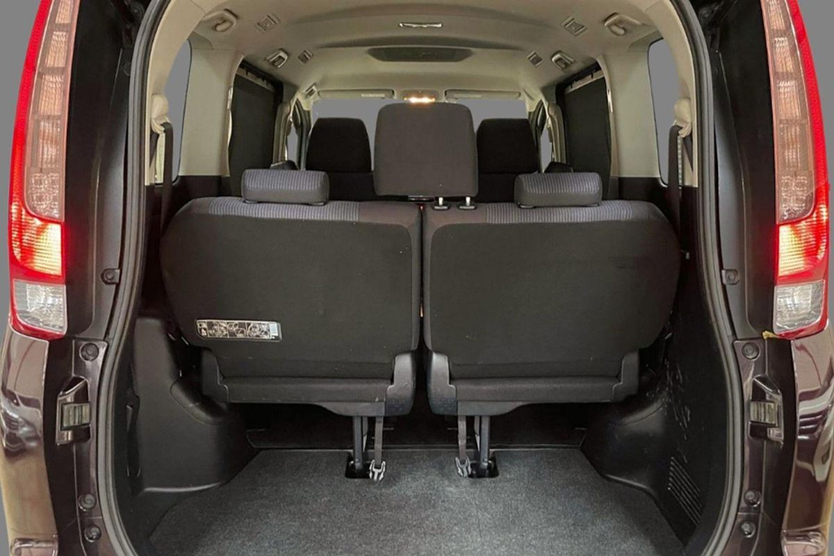 2014 TOYOTA NOAH G AUTO WAGON
