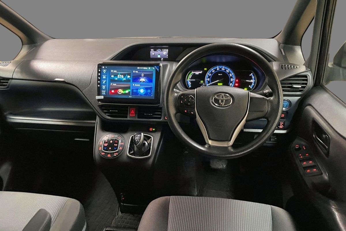 2014 TOYOTA NOAH G AUTO WAGON