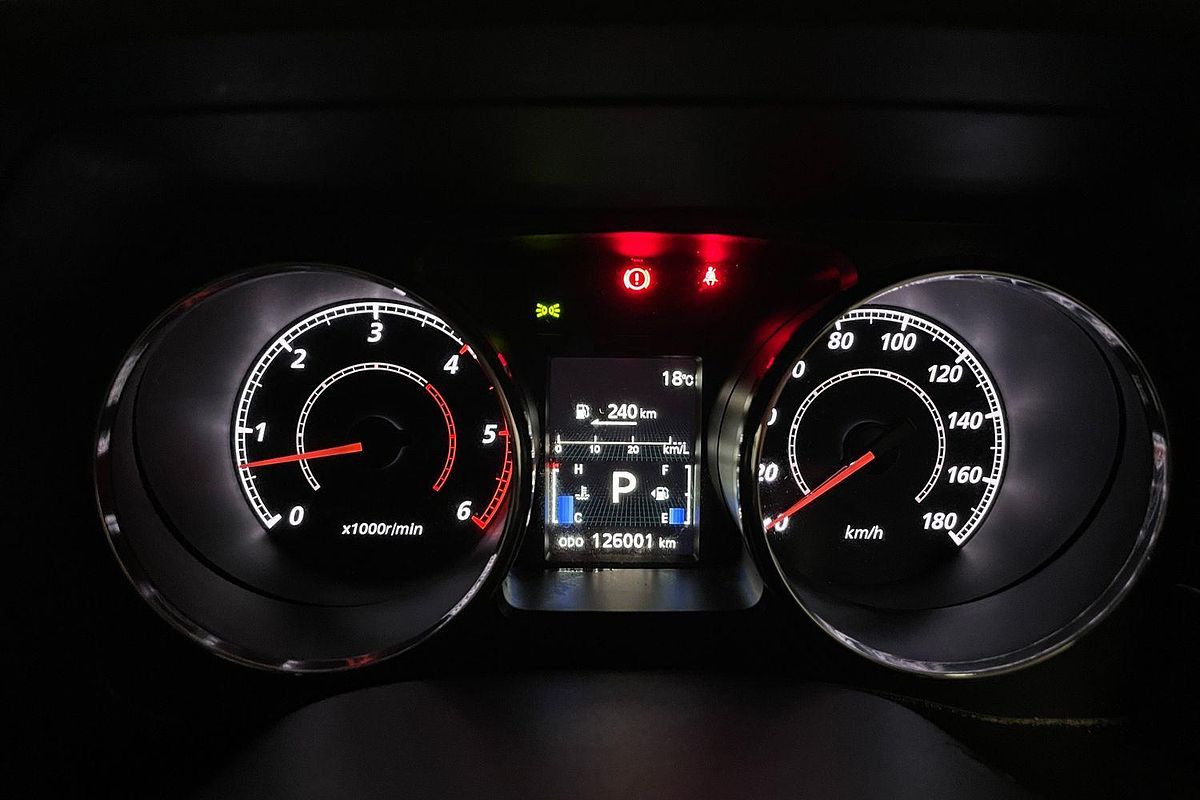 2015 MITSUBISHI DELICA D:5 AUTO WAGON