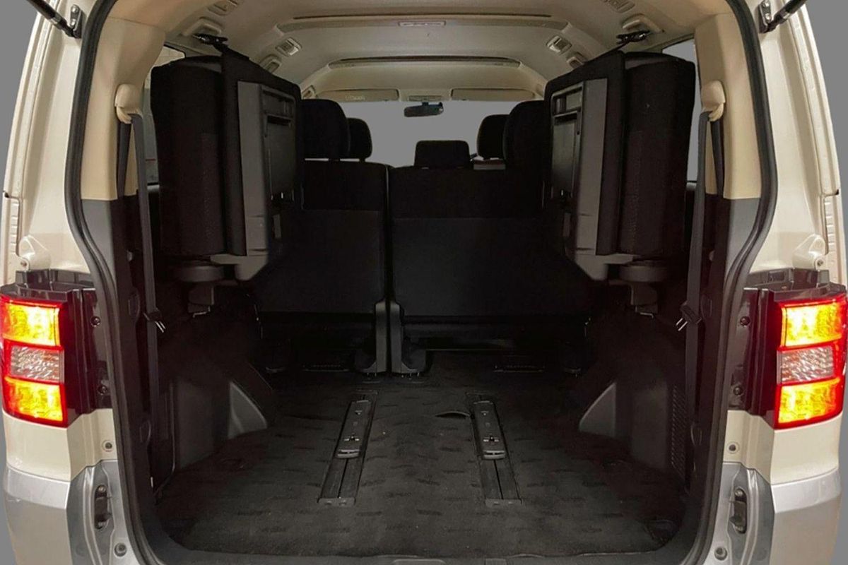 2015 MITSUBISHI DELICA D:5 AUTO WAGON