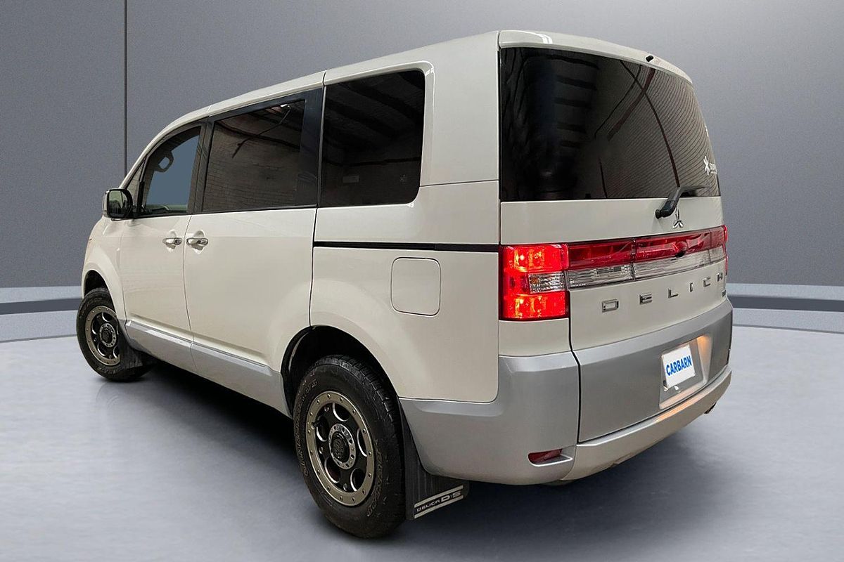 2015 MITSUBISHI DELICA D:5 AUTO WAGON