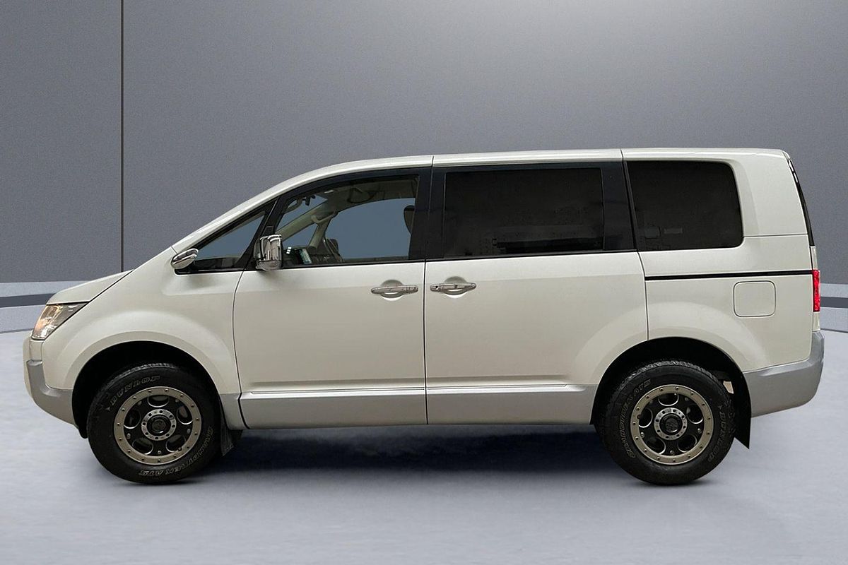 2015 MITSUBISHI DELICA D:5 AUTO WAGON