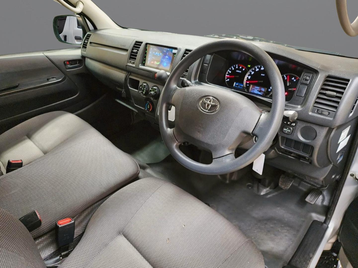 2018 TOYOTA HIACE GRAND CABIN AUTO VAN