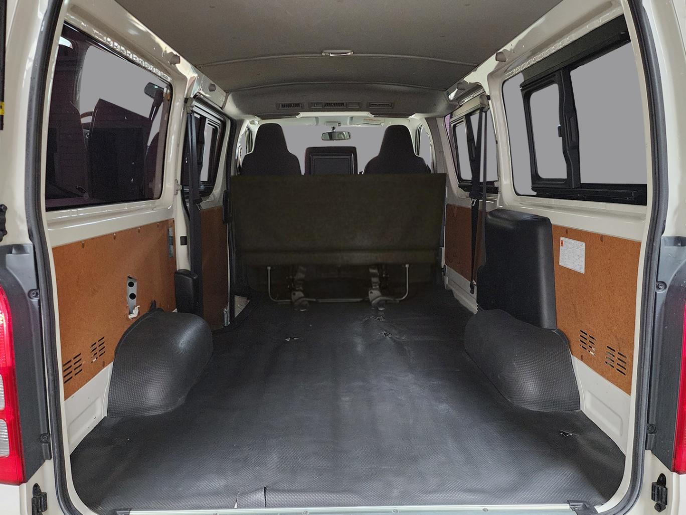 2018 TOYOTA HIACE GRAND CABIN AUTO VAN
