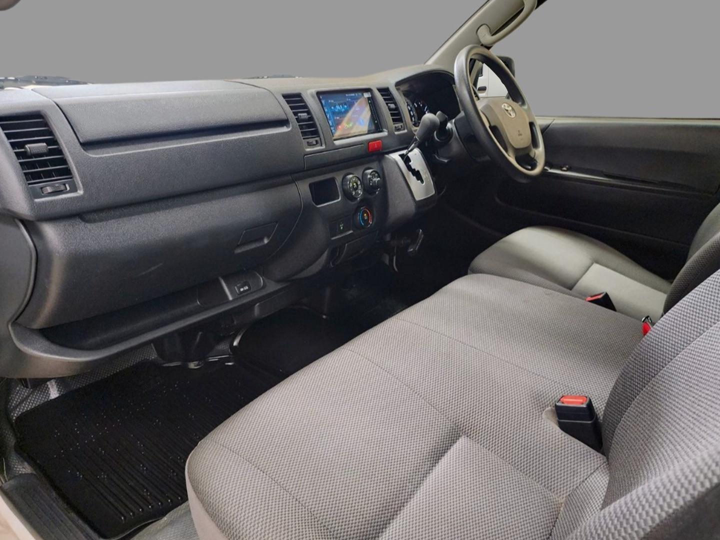 2018 TOYOTA HIACE GRAND CABIN AUTO VAN