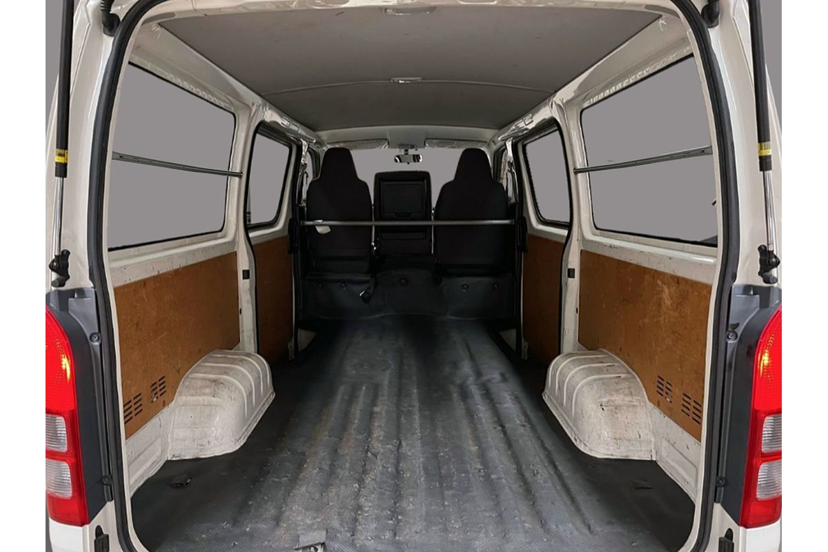 2021 TOYOTA HIACE GDH206V DX LONG 4WD AUTOMATIC VAN