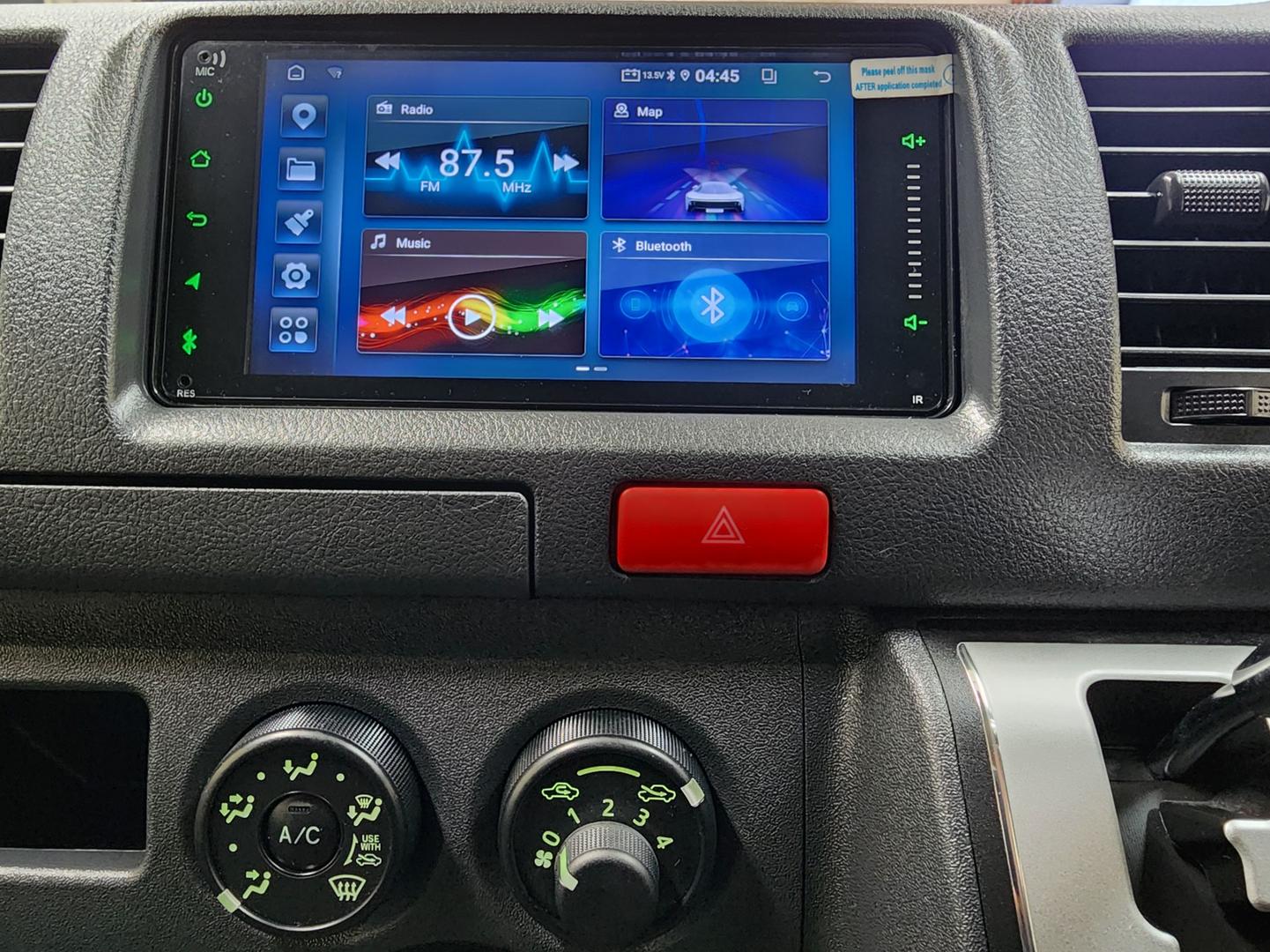 2023 TOYOTA HIACE LWB AUTO