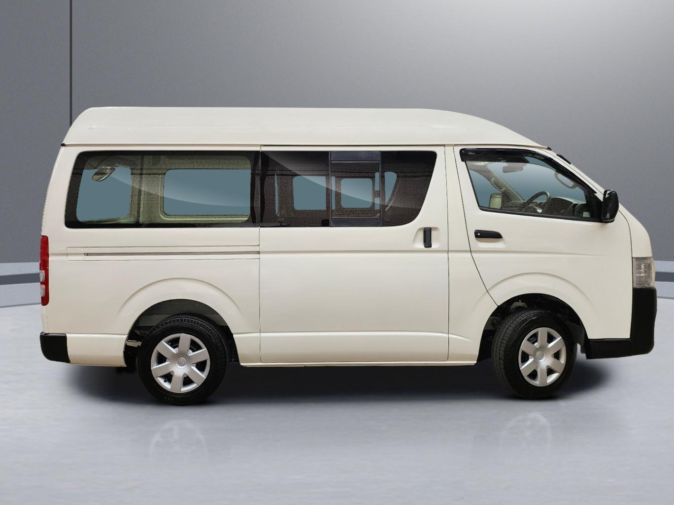 2023 TOYOTA HIACE LWB AUTO