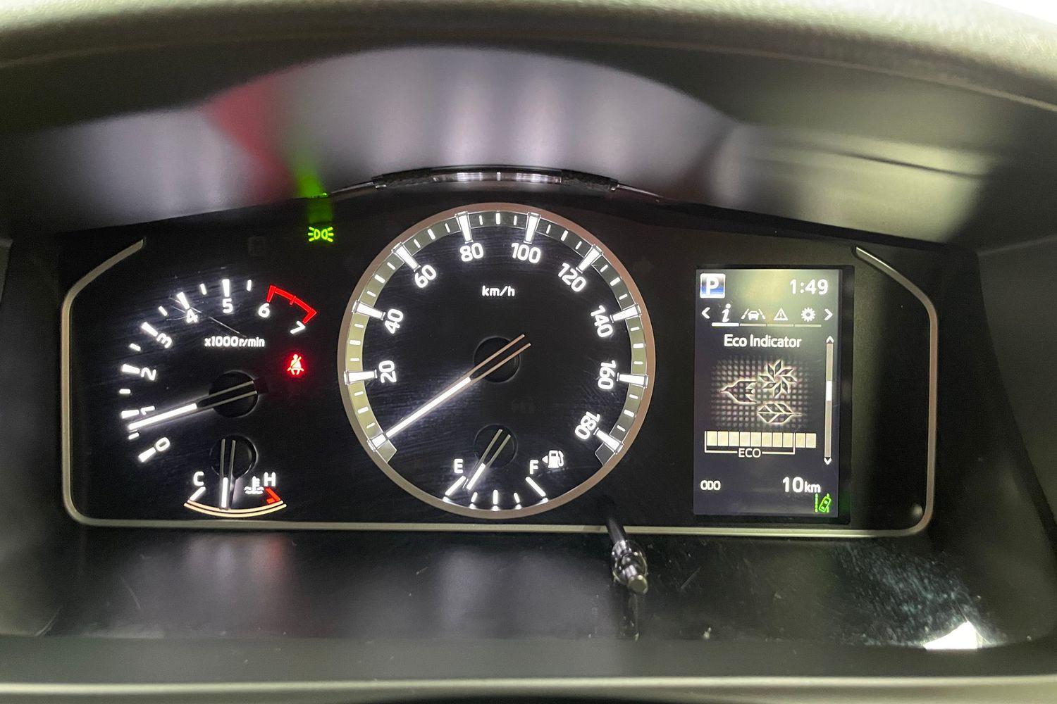 2024 TOYOTA HIACE LWB AUTOMATIC VAN