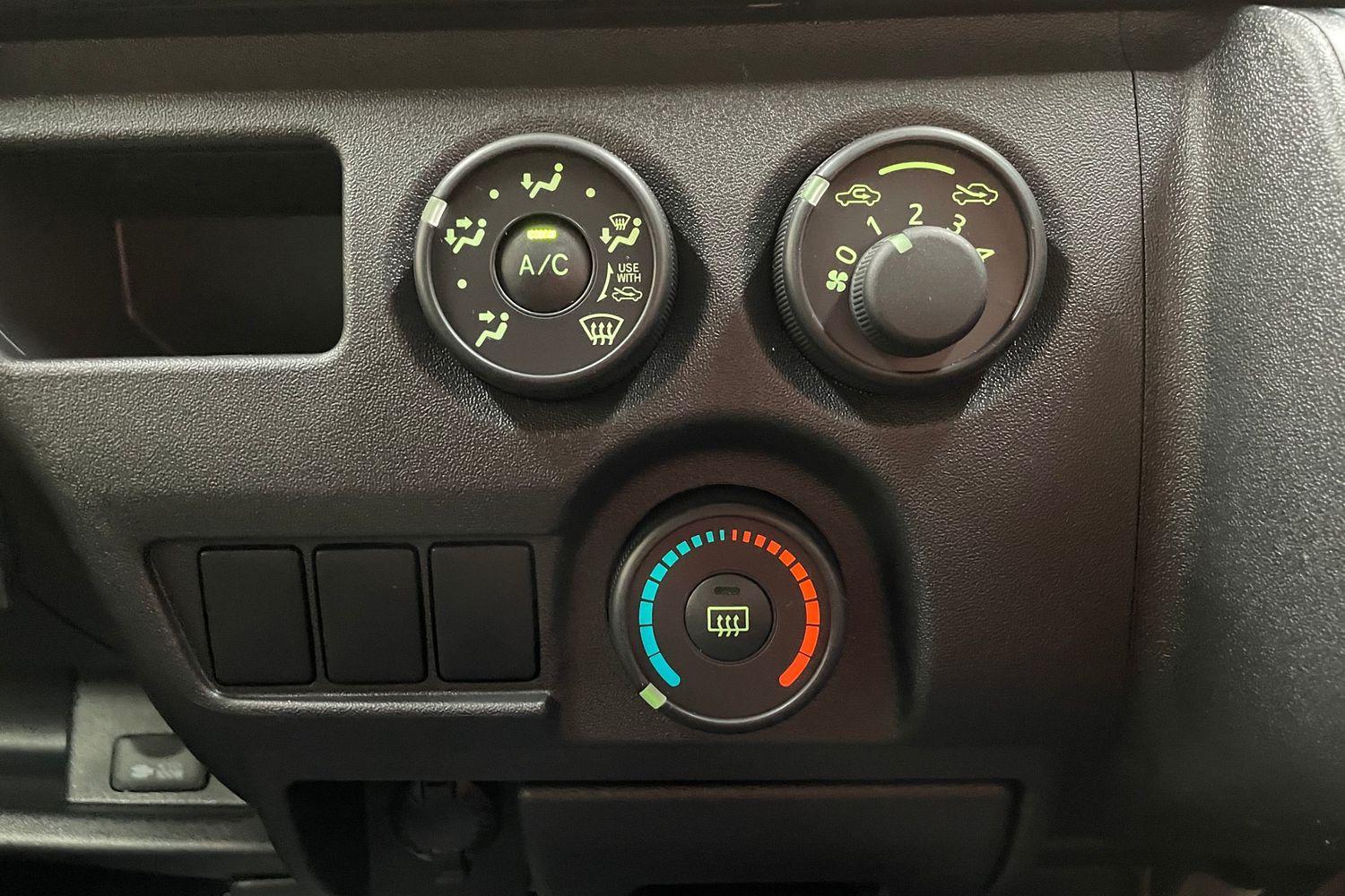 2024 TOYOTA HIACE LWB AUTOMATIC VAN