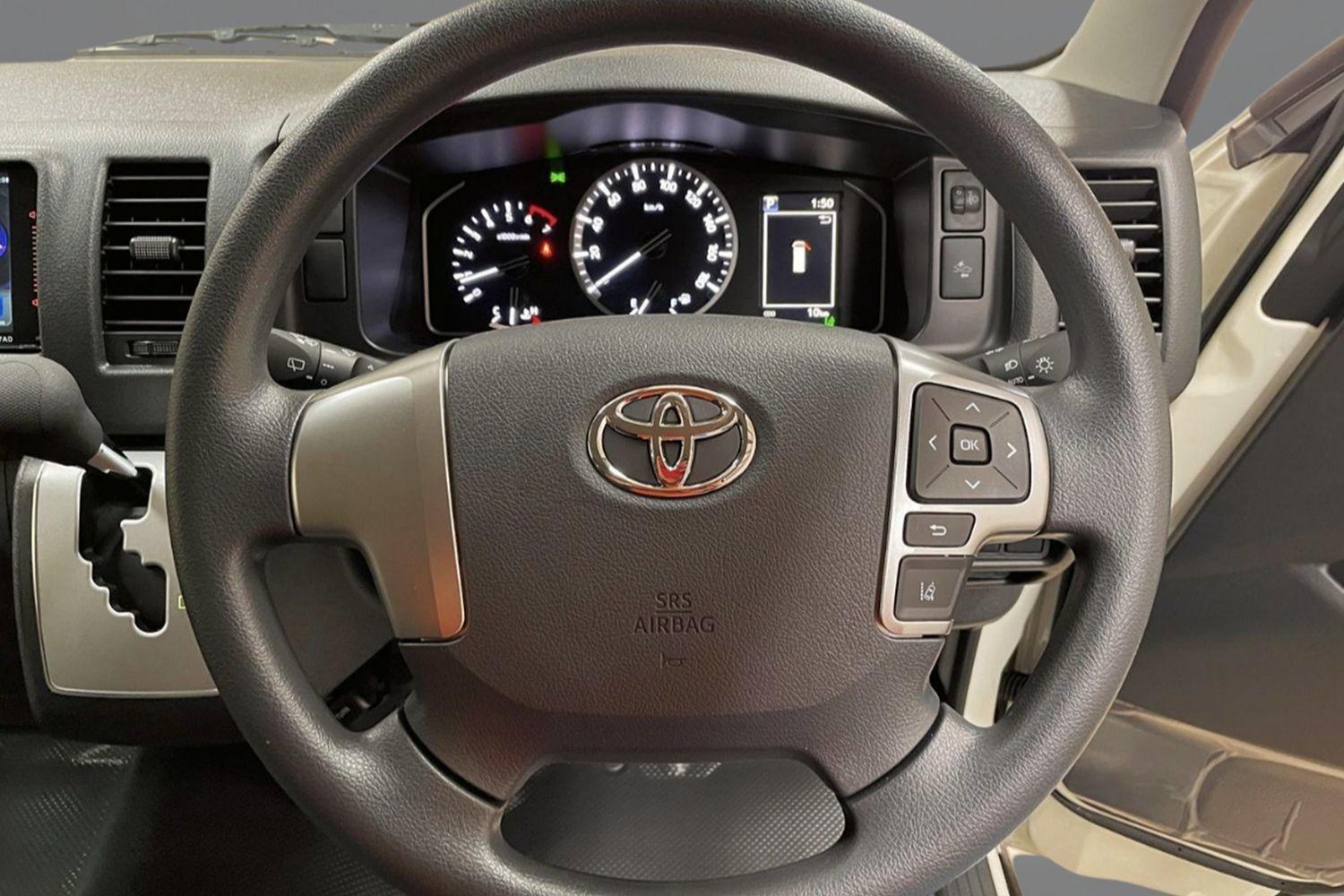 2024 TOYOTA HIACE LWB AUTOMATIC VAN