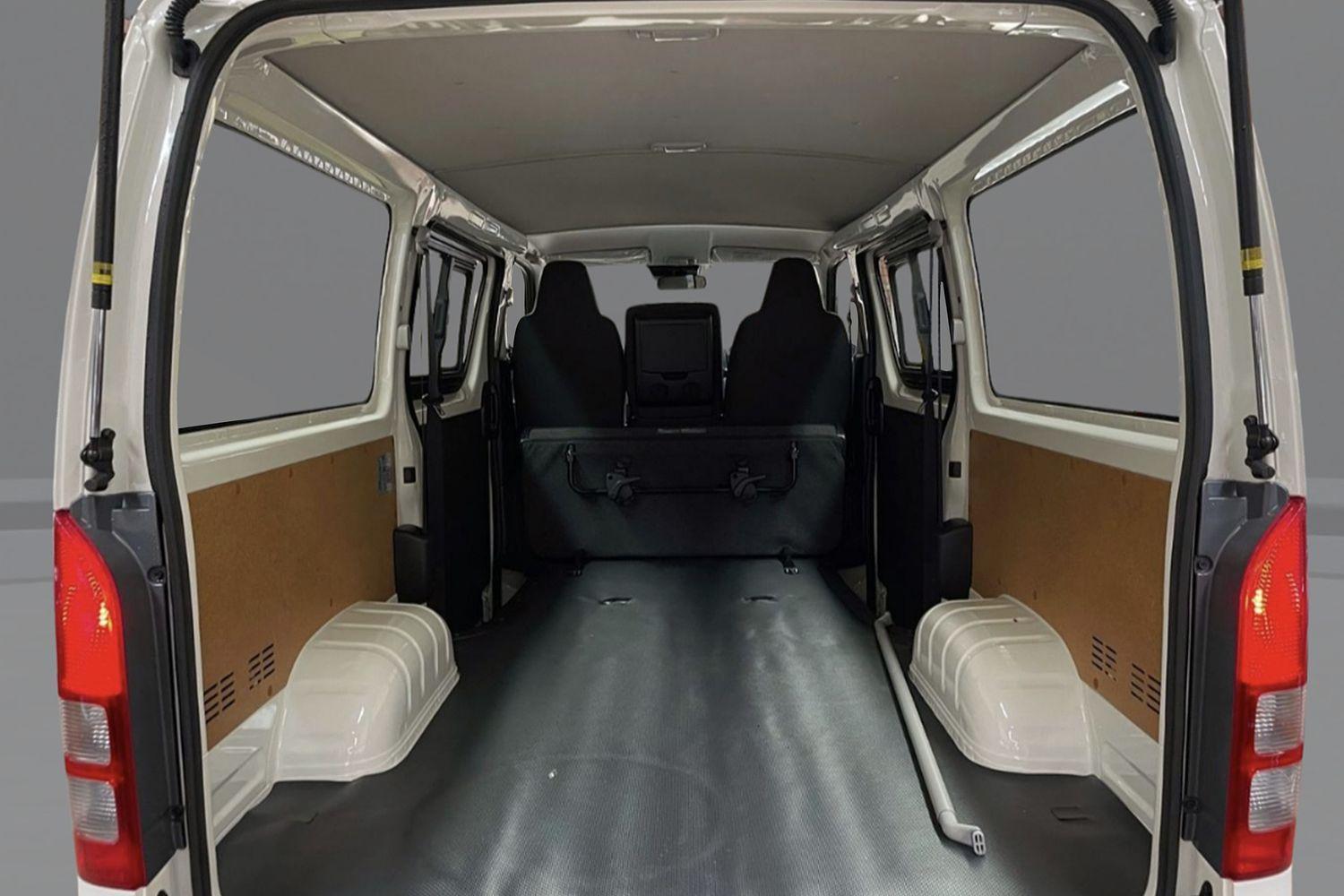 2024 TOYOTA HIACE LWB AUTOMATIC VAN