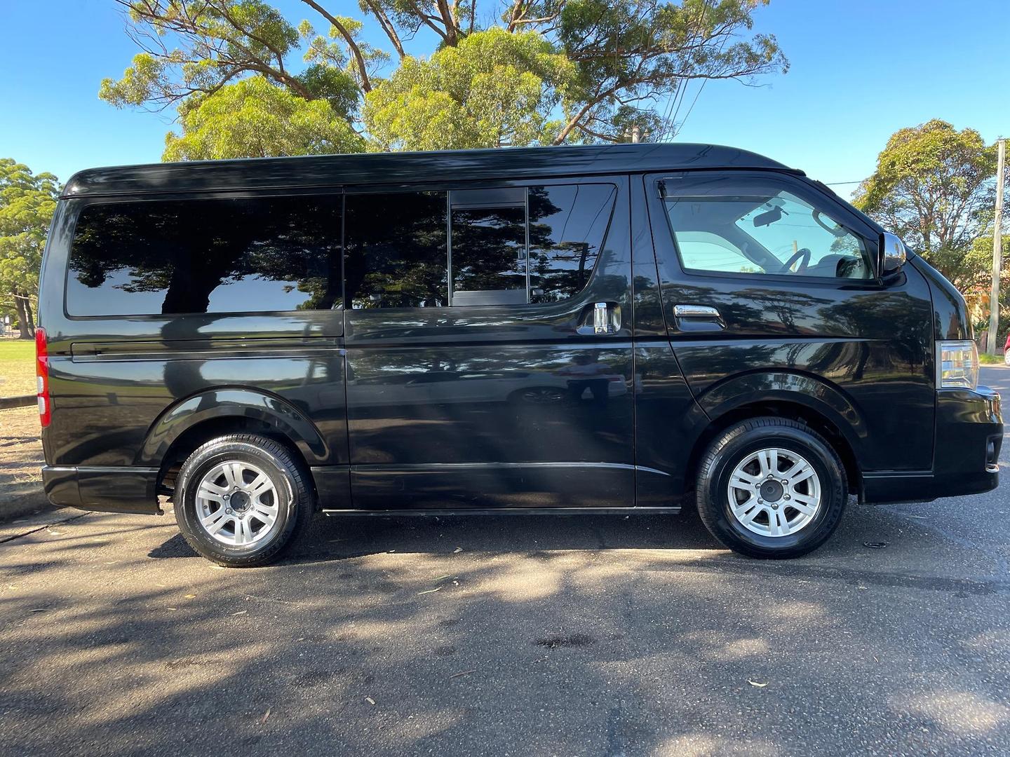 2013 TOYOTA HIACE SUPER GL AUTO VAN