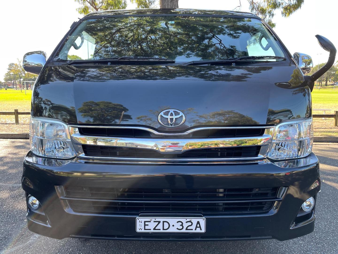 2013 TOYOTA HIACE SUPER GL AUTO VAN