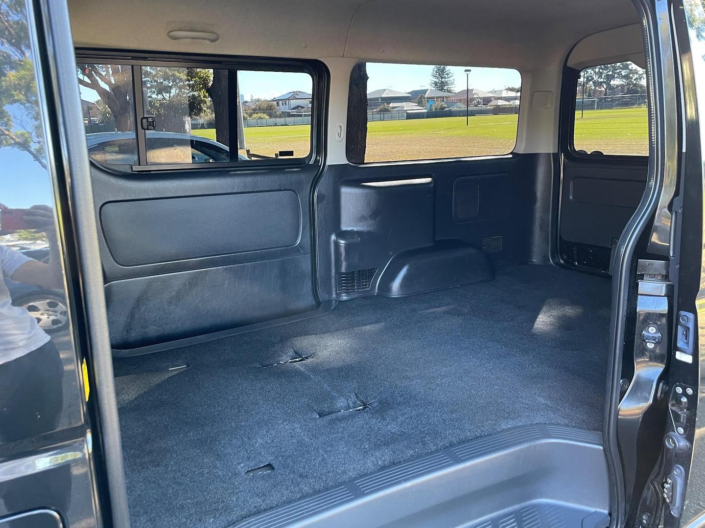 2013 TOYOTA HIACE SUPER GL AUTO VAN
