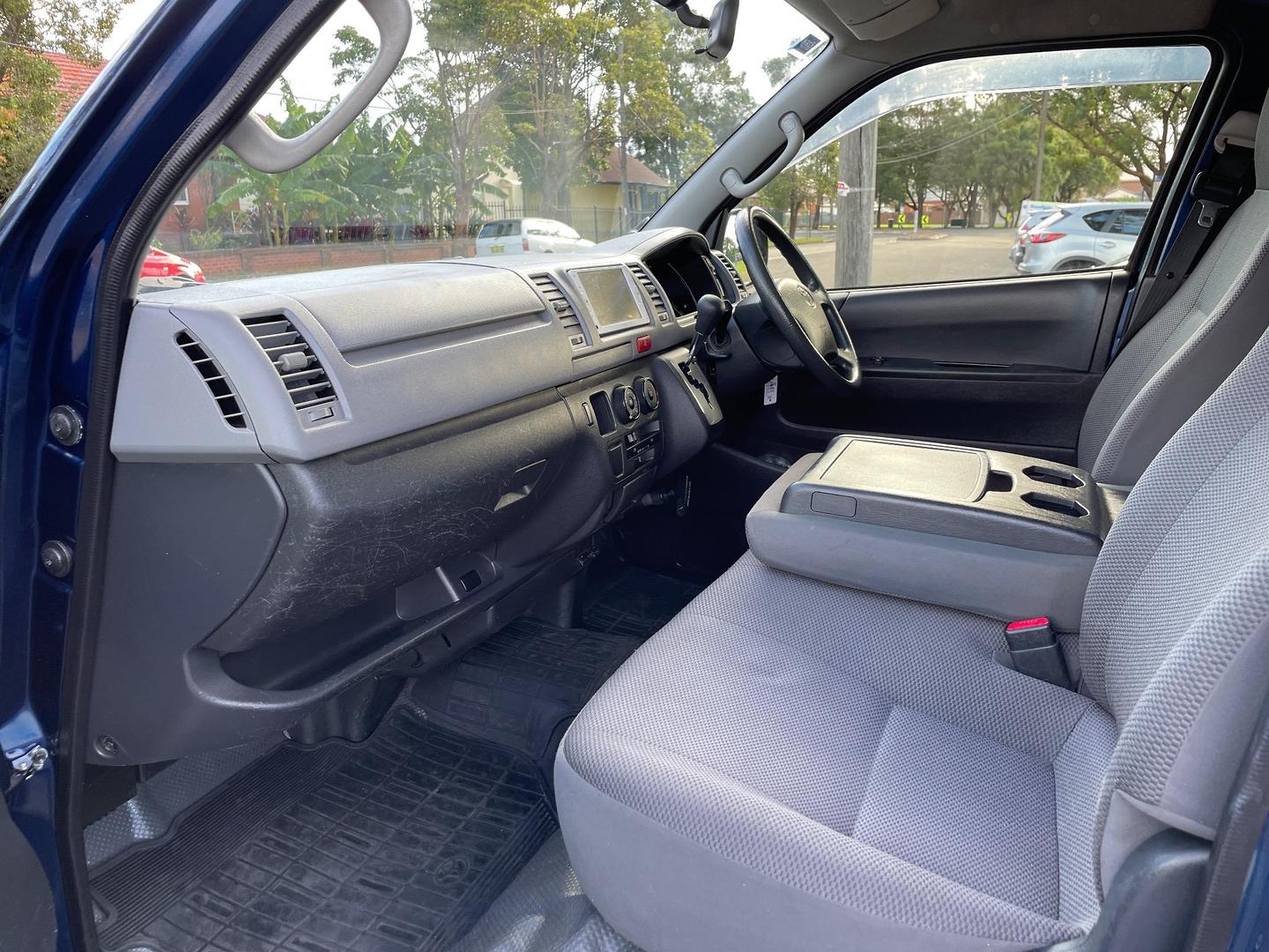 2013 TOYOTA HIACE DX AUTO LWB VAN